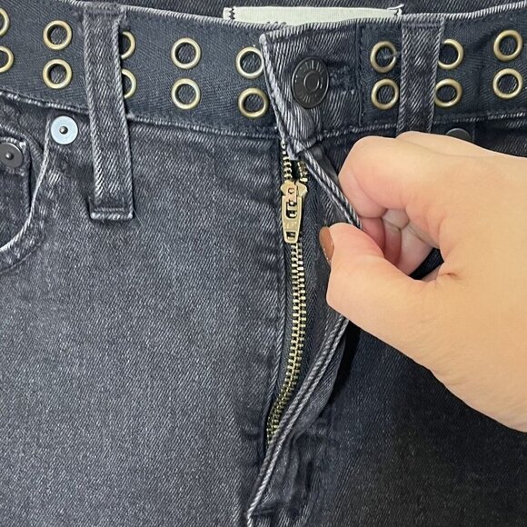 Welcome to my closet - Picture 5 of 5